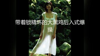   170CM顶级外围美女高价激情双飞，修长美腿一起躺着扣穴，交舔弄大屌扶腰抽插