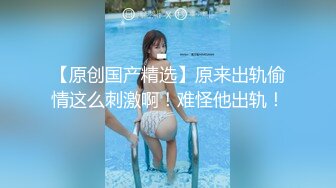 社会小哥兄弟两一起草风骚女友，全程露脸把逼干，性感粉嫩水又多，哥俩轮草骚穴，欢声笑语不断精彩不要错过