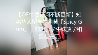 在家人都独立不在的老家里，和母亲过着近亲相奸的日子