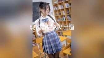 【新片速遞】 年轻的美女服务员❤️被小混混骗到酒店被胁迫强奸