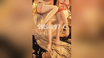 牛B大神商场女厕暗藏摄像头偷窥53位美女少妇嘘嘘 (46)